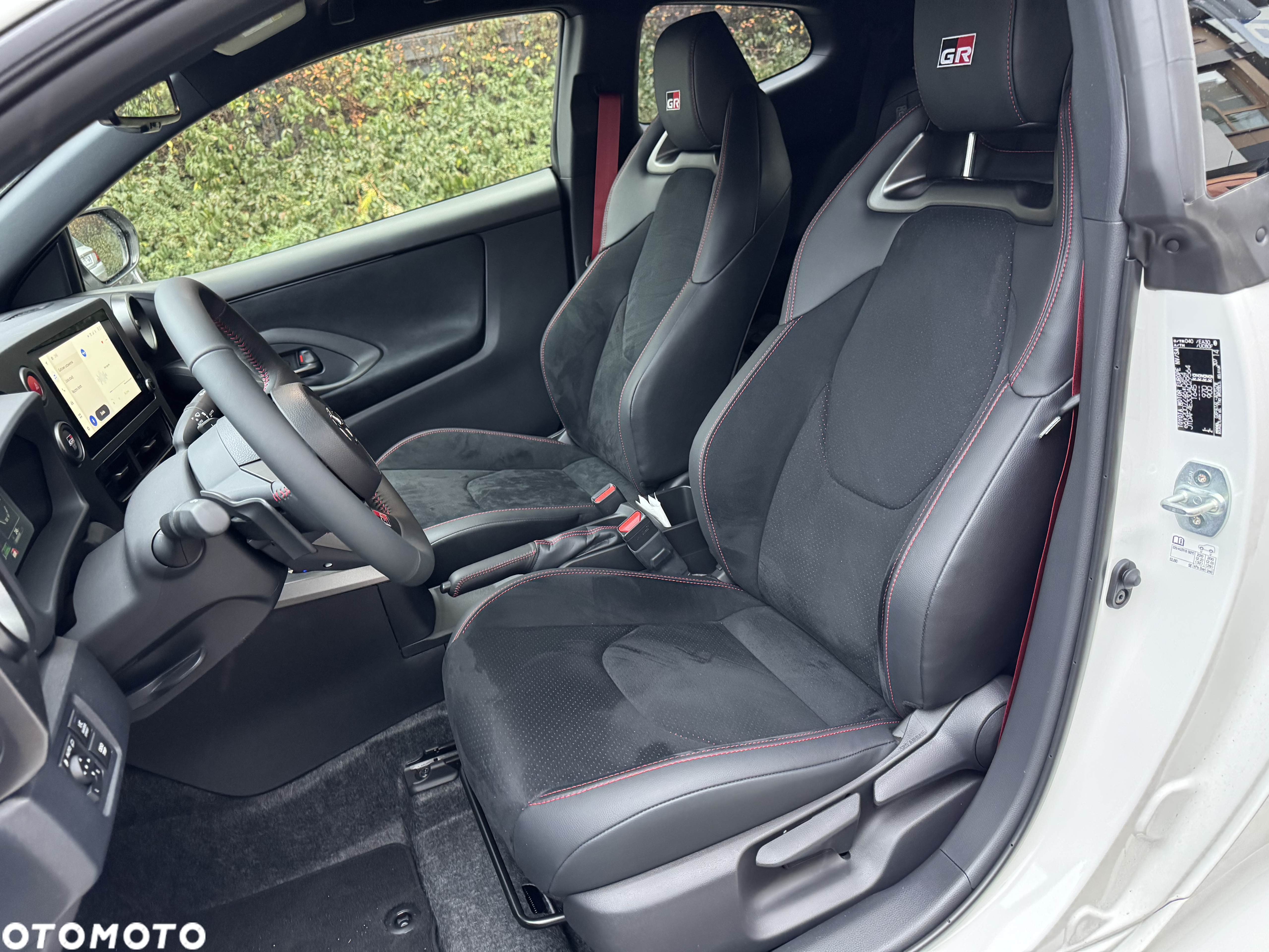 Toyota Yaris GR 1.6 Dynamic - 8