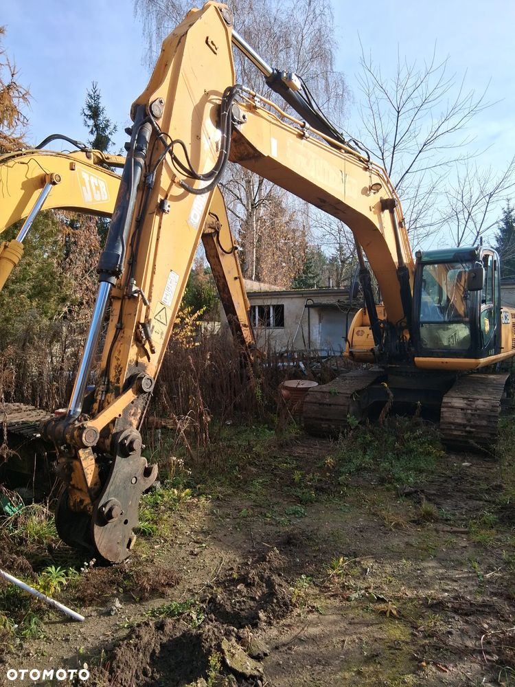 JCB 220 - 3
