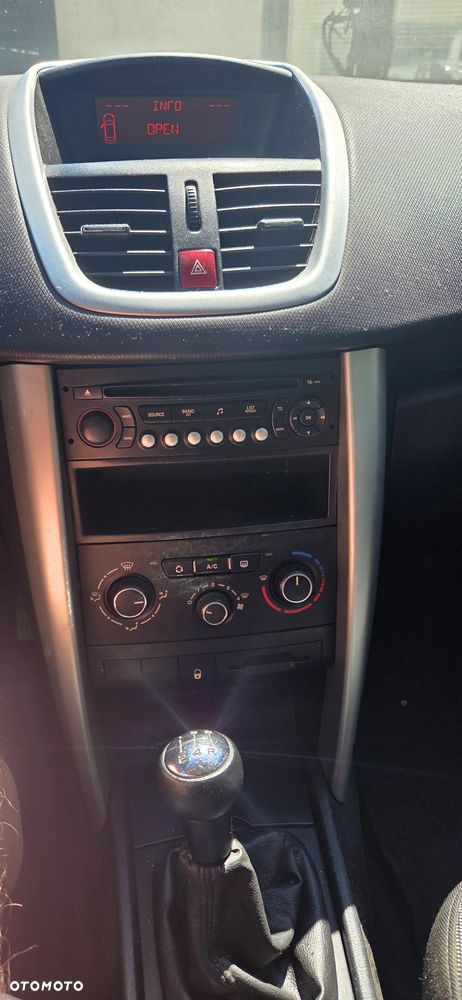 Peugeot 207 1.4 HDi U Move - 16