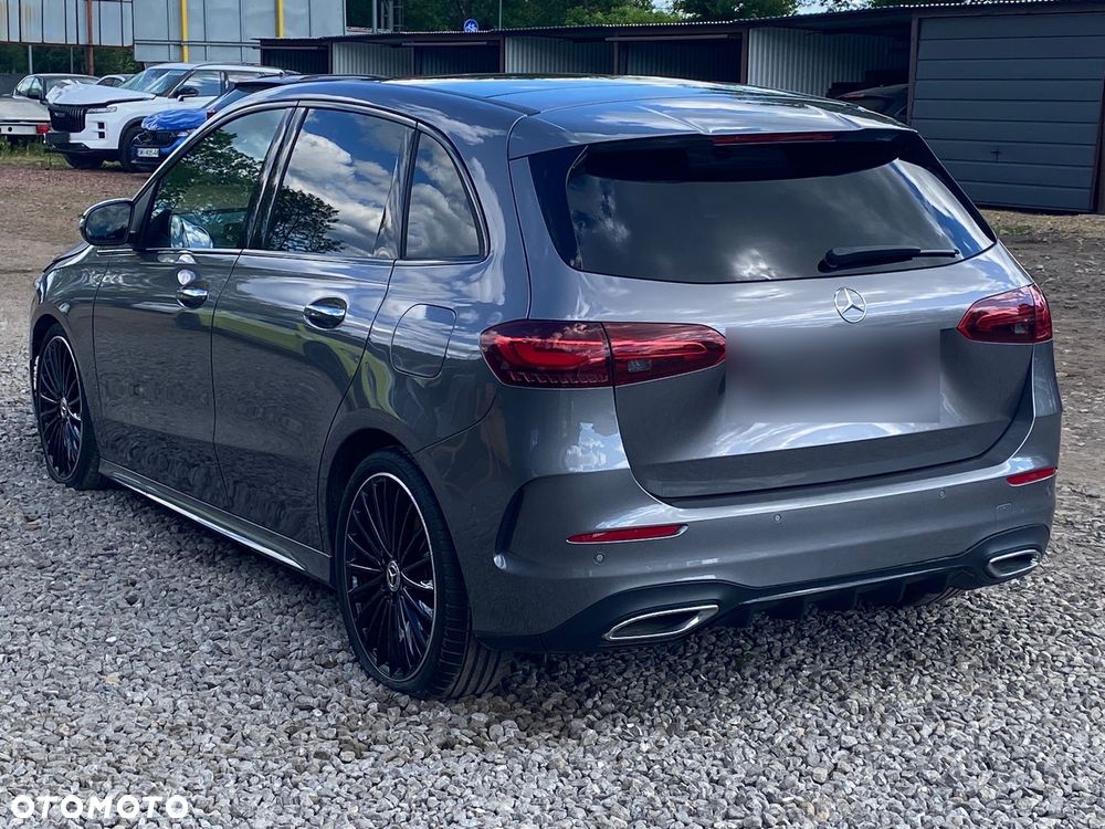 Mercedes-Benz Klasa B 220 4-Matic AMG Line 7G-DCT - 18