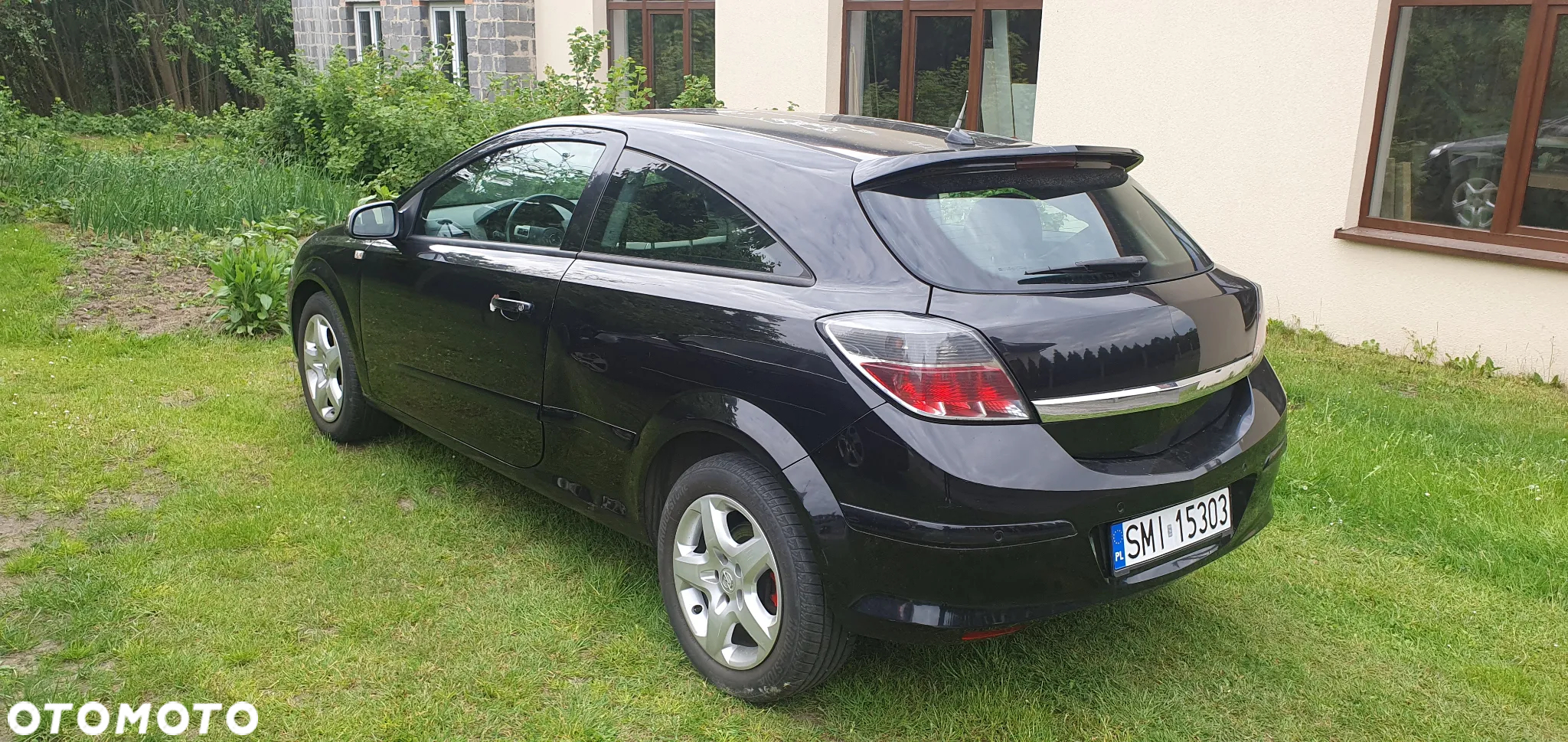 Opel Astra III GTC 1.6 Enjoy - 3