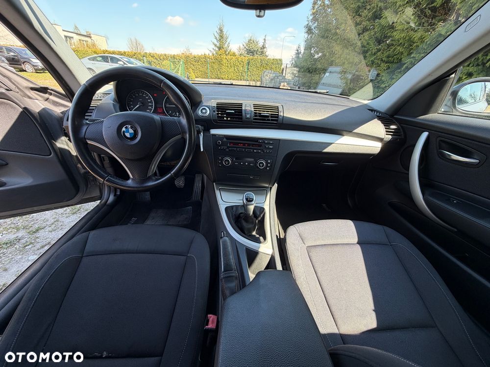 BMW Seria 1 118d - 10