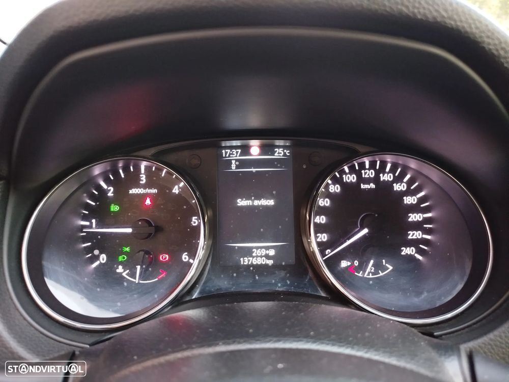 Nissan Qashqai 1.5 dCi N-Connecta 18 - 18