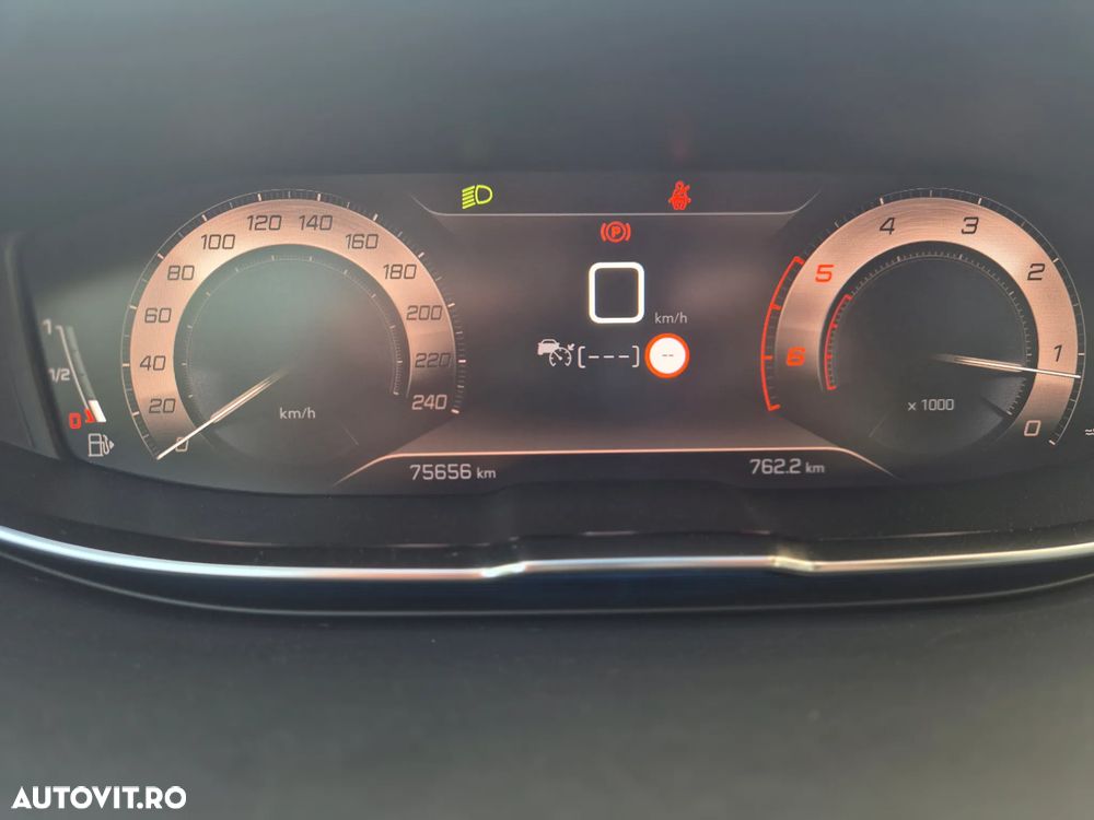 Peugeot 3008 1.5 BlueHDI S&S GT-Line - 12