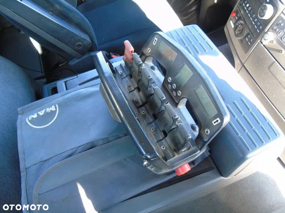 MAN TGS 26.400 6x6 – Wywrotka 3-stronna Meiller + Żuraw HIAB 166 E3 HIPRO – 429.222 km – Euro 4 - 11