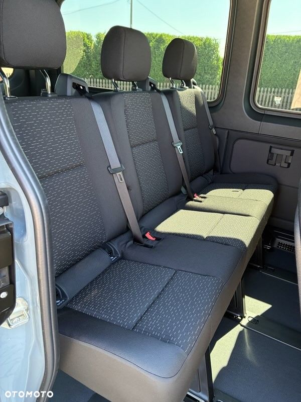 Mercedes-Benz Sprinter Standard BASE 9G-Tronic 907.233 - 24