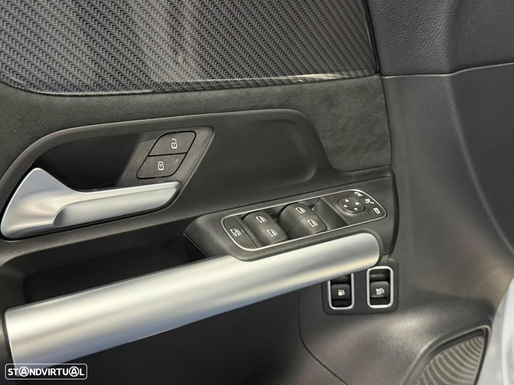 Mercedes-Benz GLA 250 e AMG Line - 37