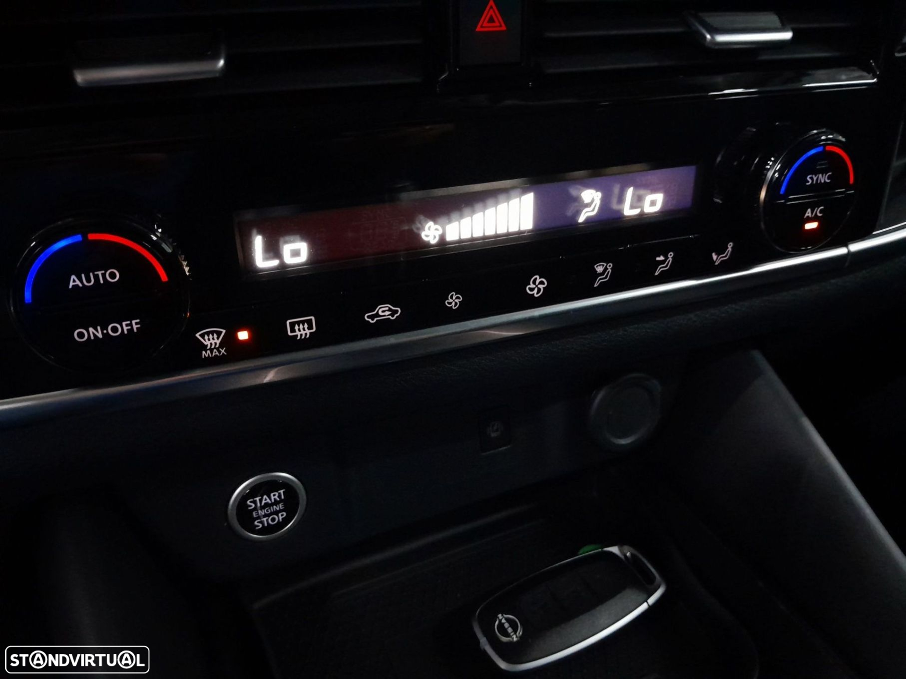 Nissan Qashqai 1.3 DIG-T N-Connecta LED - 16