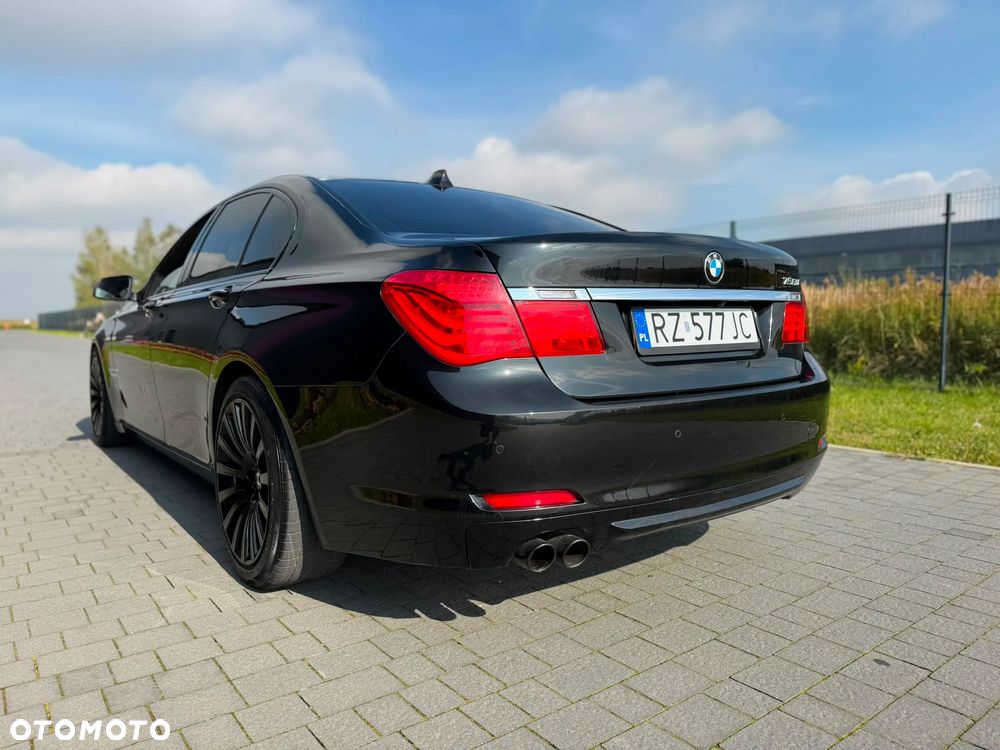 BMW Seria 7 - 40