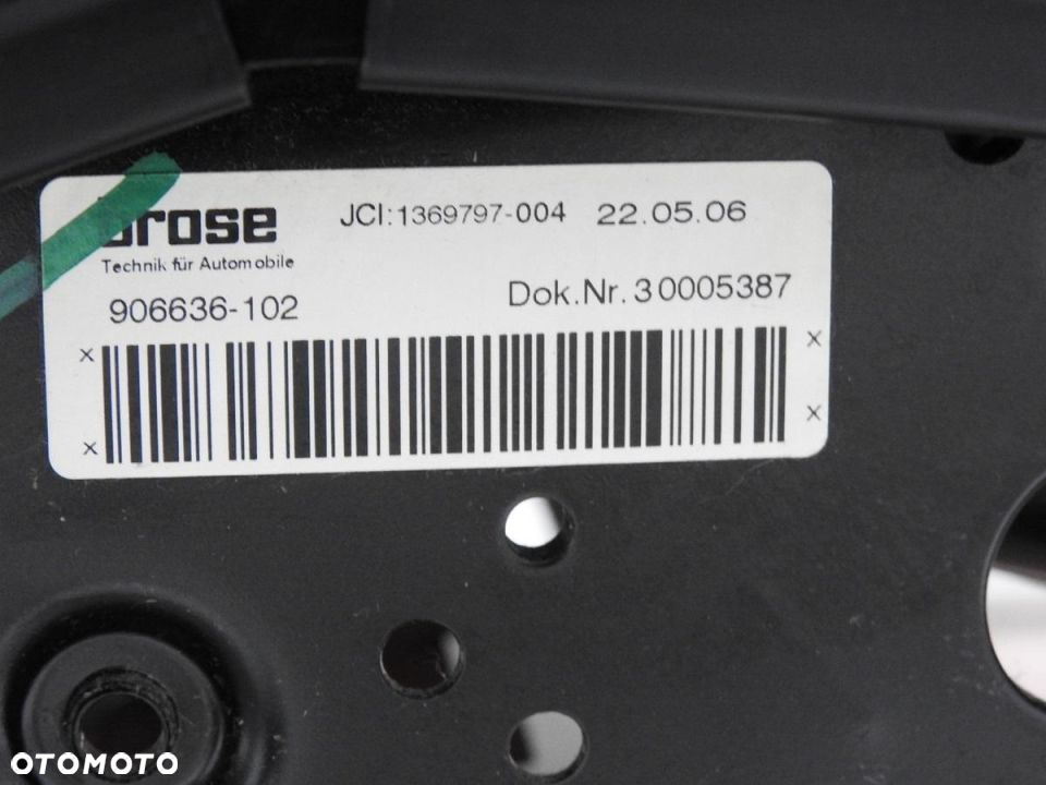 FOTEL PRAWY PRZÓD VOLVO S60 I LIFT - 12