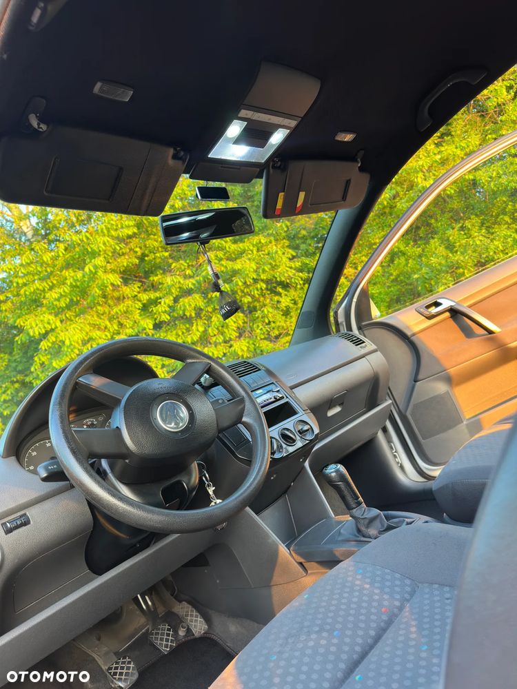 Volkswagen Polo - 13
