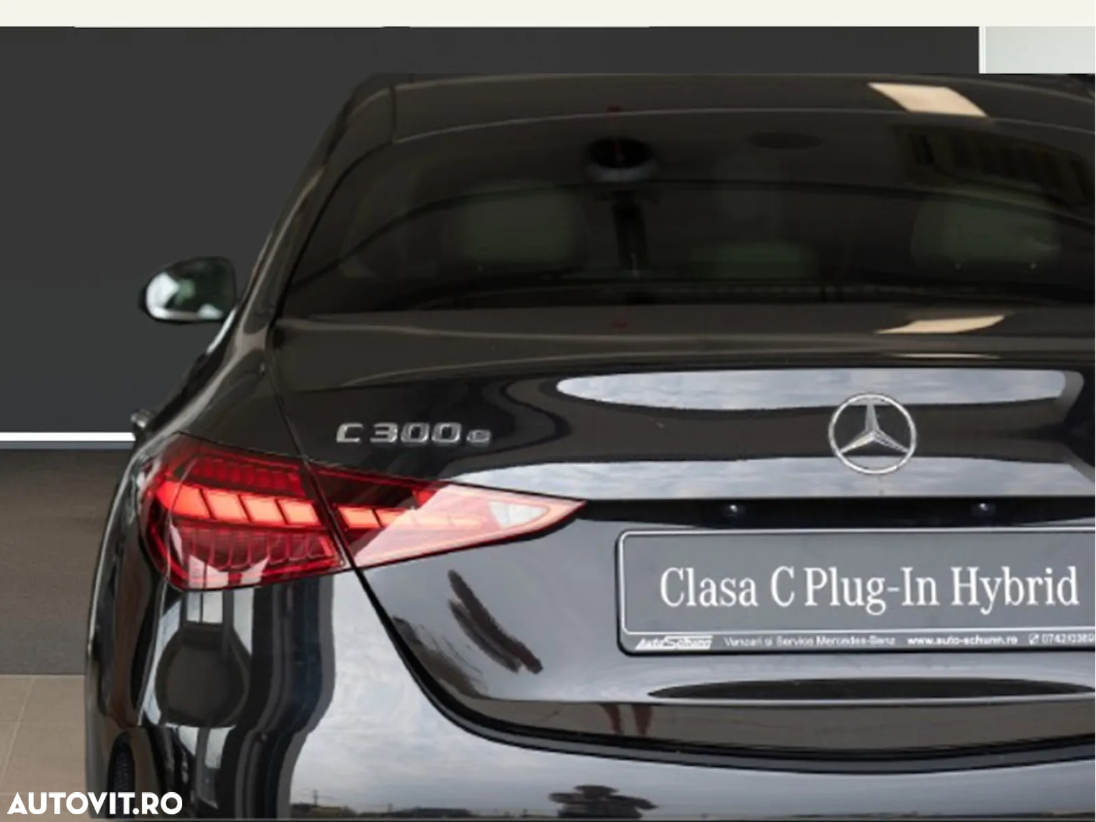Mercedes-Benz C - 12