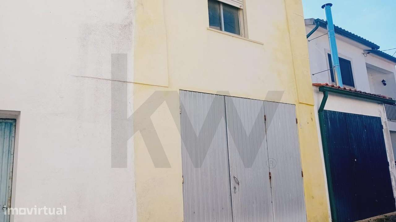 Moradia Anterior a 1951 com Elevado Potencial de Investimento - Grande imagem: 5/16
