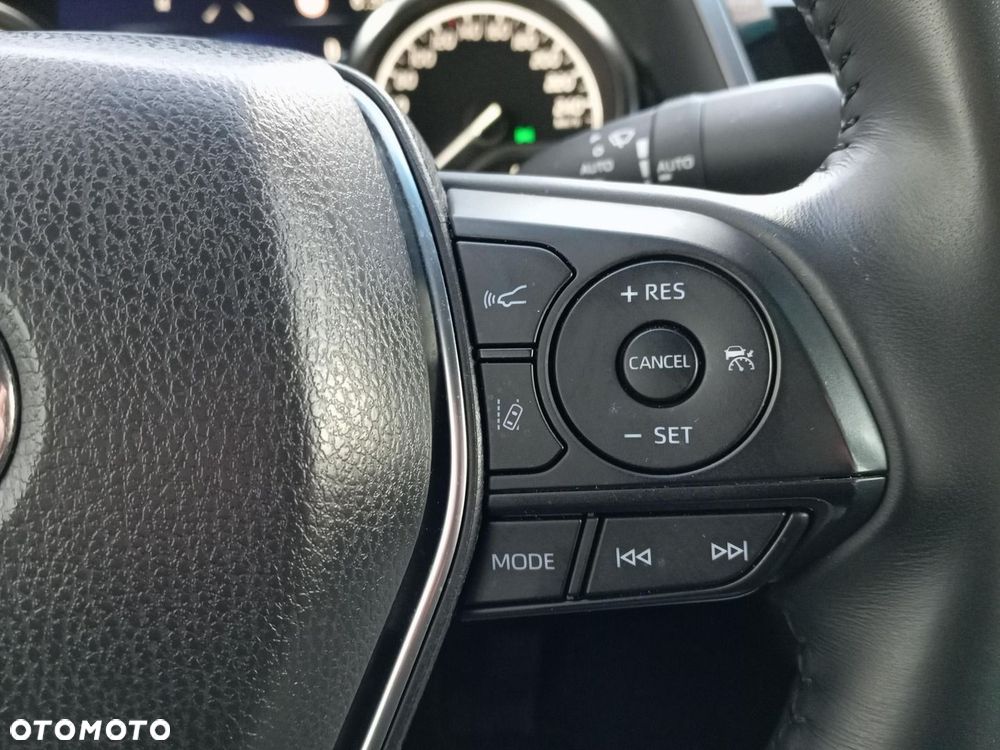 Toyota Camry 2.5 Hybrid Prestige CVT - 17