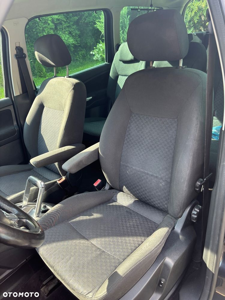 Ford Galaxy 1.8 TDCi Ghia - 17
