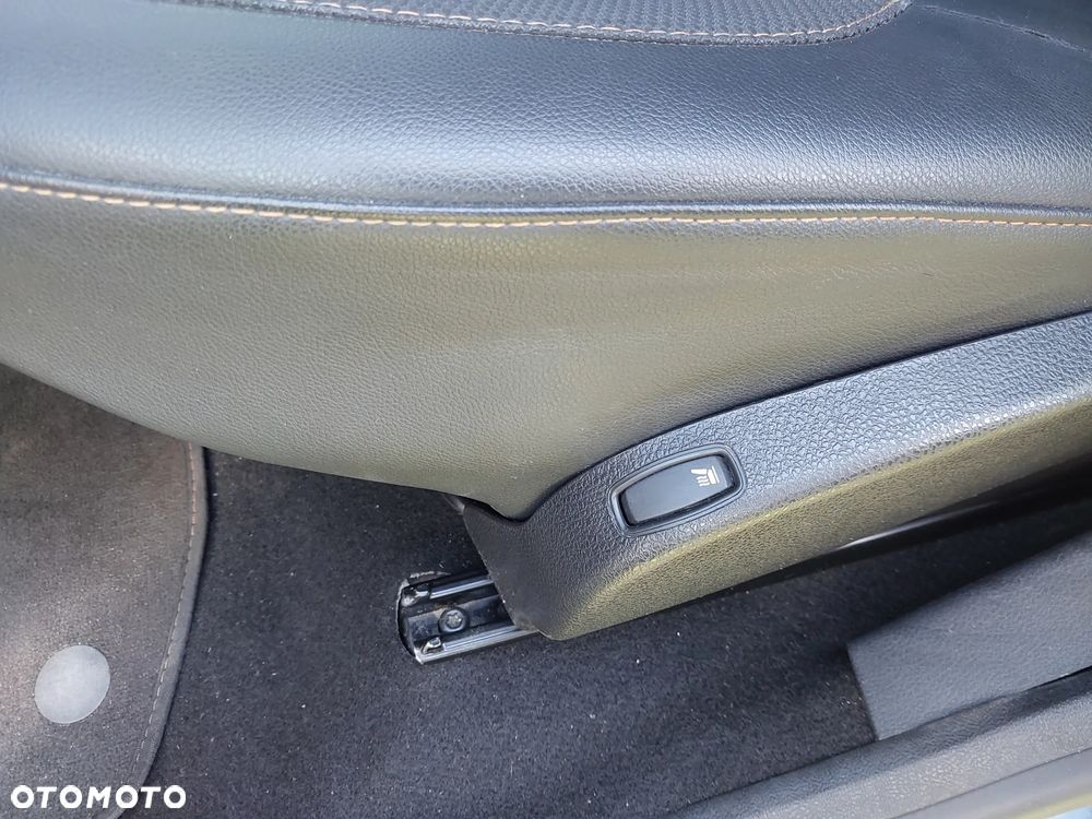 Dacia Dokker TCe 115 Stepway - 9