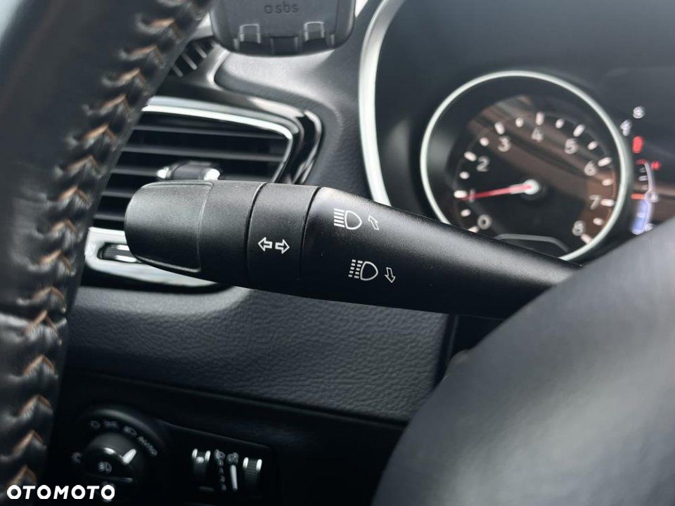 Jeep Compass - 32