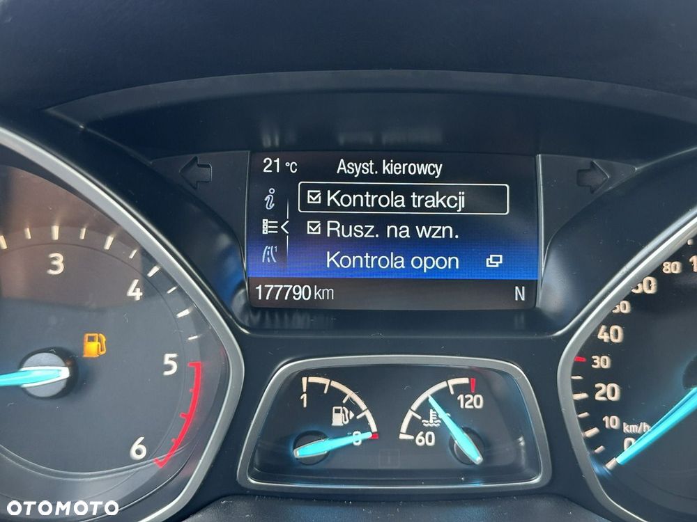 Ford Kuga 2.0 TDCi 4x2 ST-Line - 19