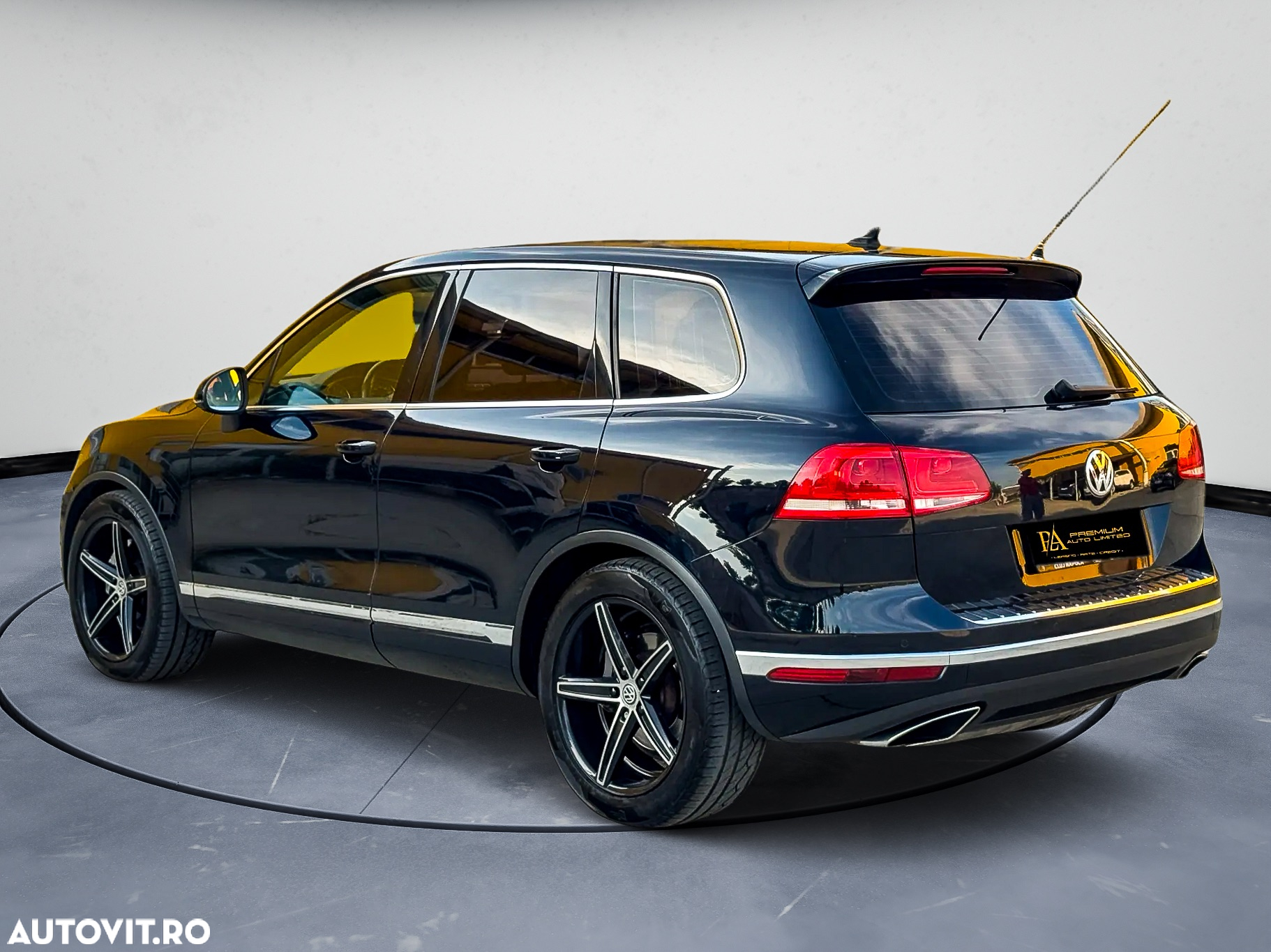 Volkswagen Touareg 3.0 V6 TDI SCR Blue Motion DPF Automatik Terrain Tech Executive Edition - 4