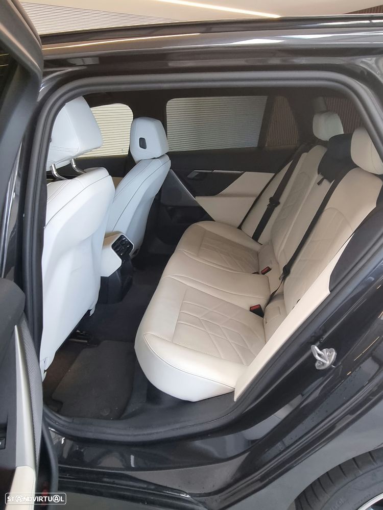 BMW 530 e Pack Desportivo M - 9