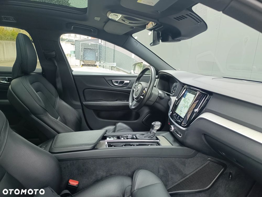 Volvo V60 D4 AWD Geartronic Inscription - 4