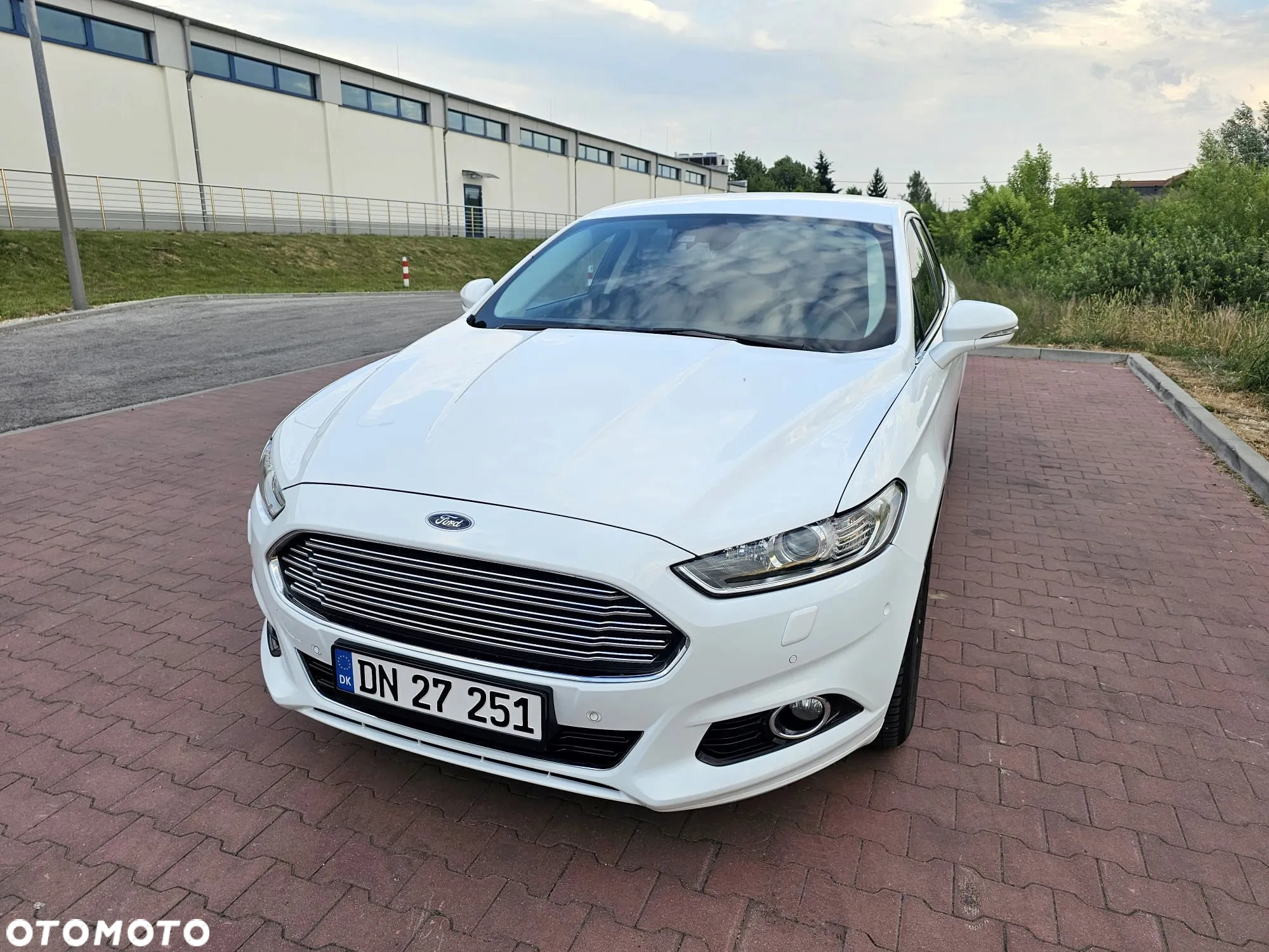 Ford Mondeo 2.0 TDCi Titanium - 17