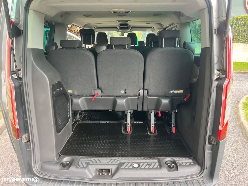Ford Tourneo Custom 2.2 TDCi H1 - 13