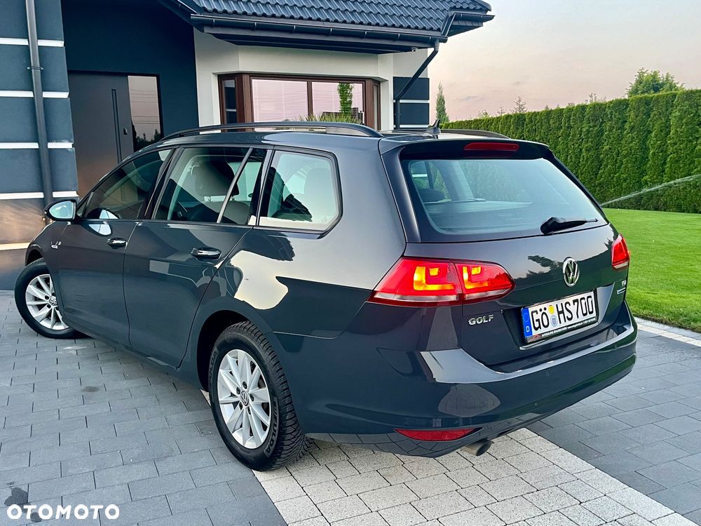 Volkswagen Golf 1.6 TDI BlueMotion Technology Lounge - 31