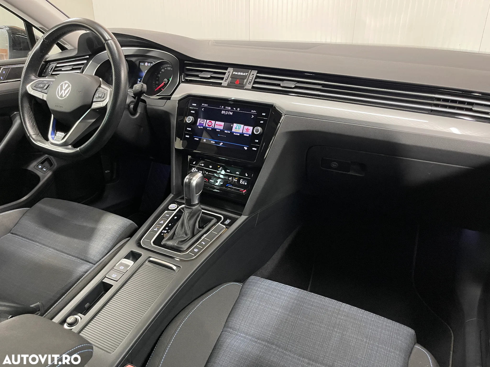 Volkswagen Passat GTE - 9