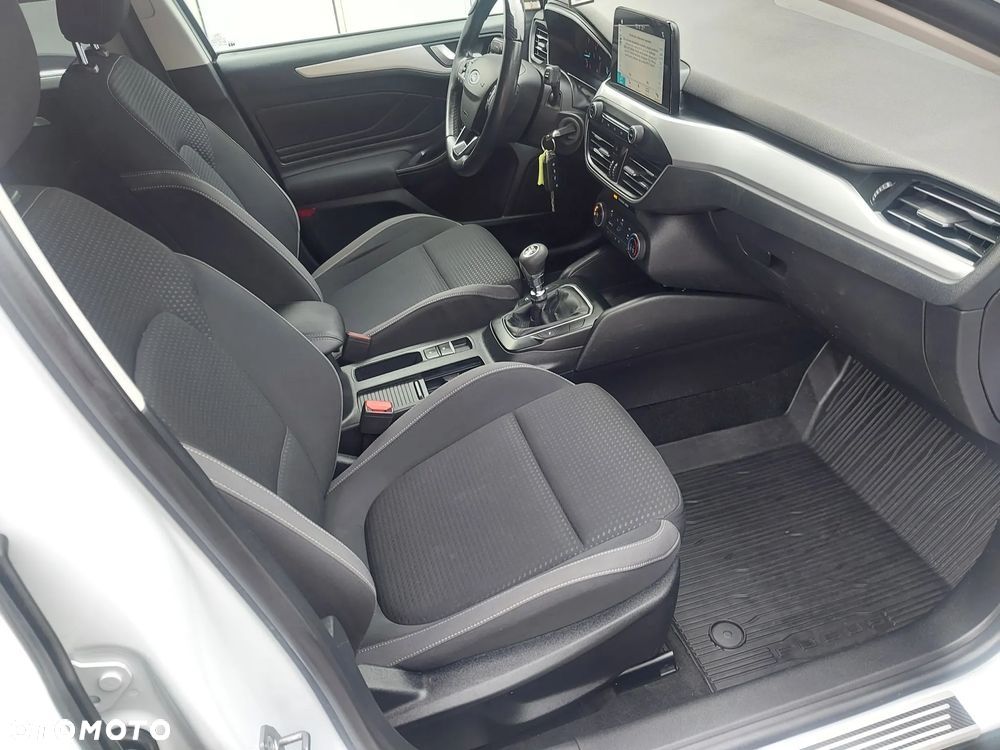 Ford Focus 1.5 EcoBlue Start-Stopp-System ST-LINE - 6