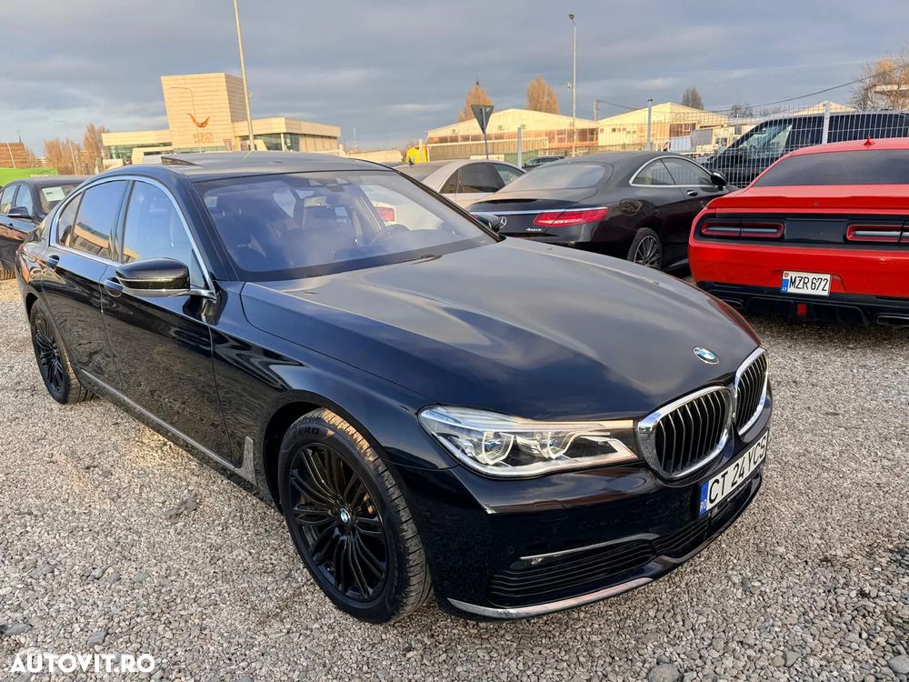 BMW Seria 7 730d xDrive - 28