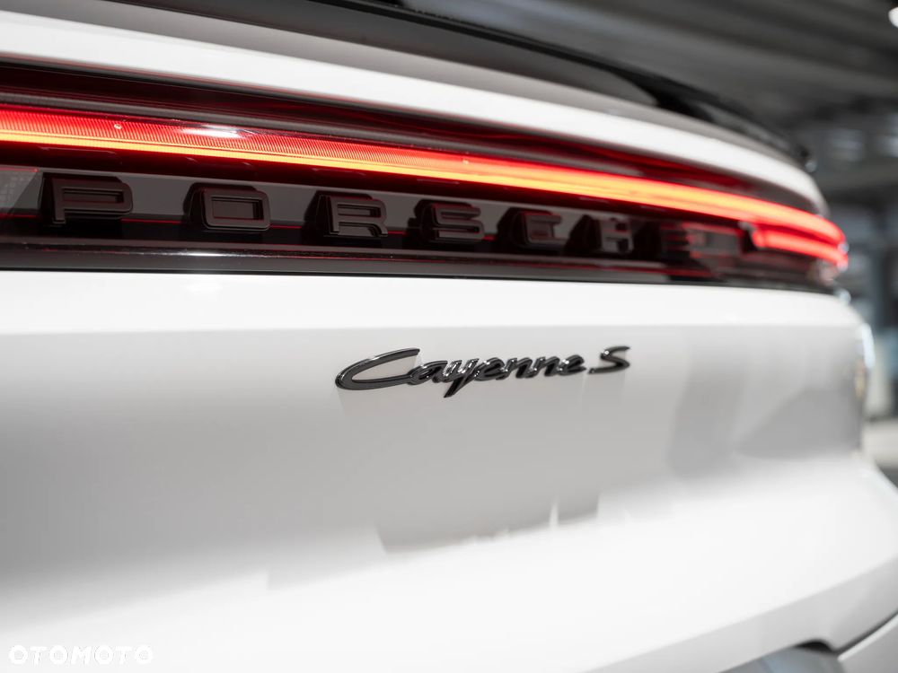 Porsche Cayenne S E-Hybrid PHEV - 15