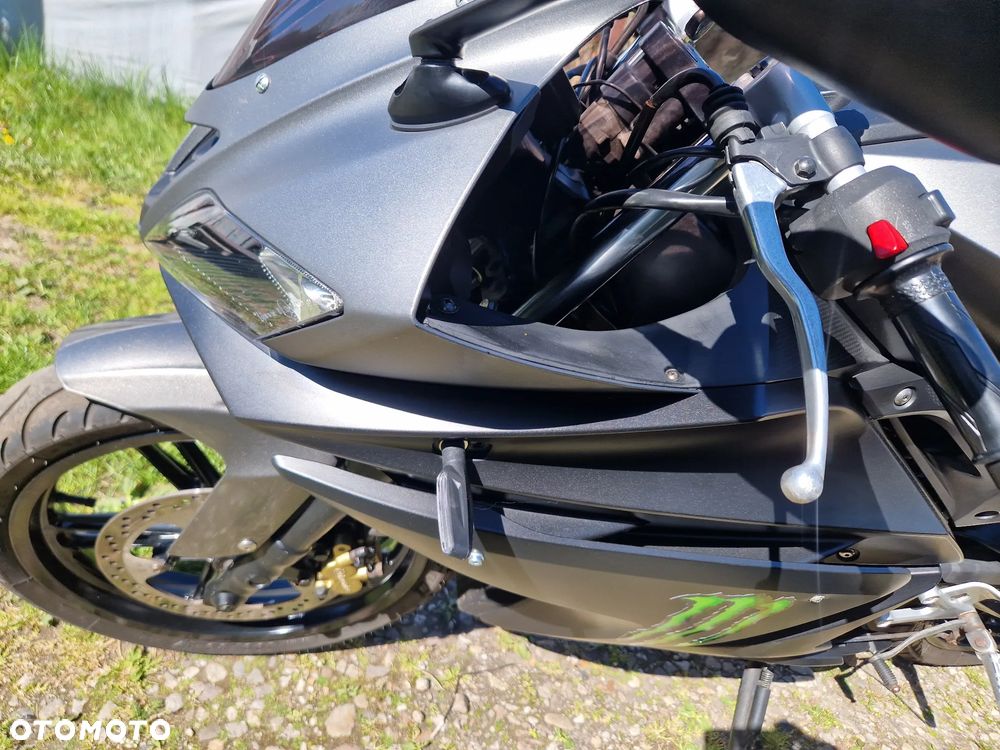 Yamaha R125 - 26