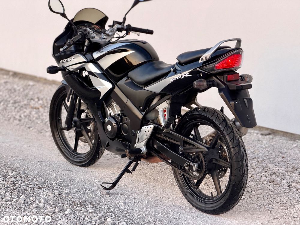 Honda CBR - 3