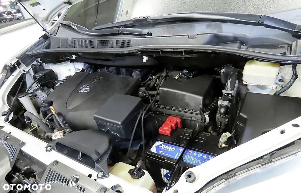 Toyota Sienna - 18