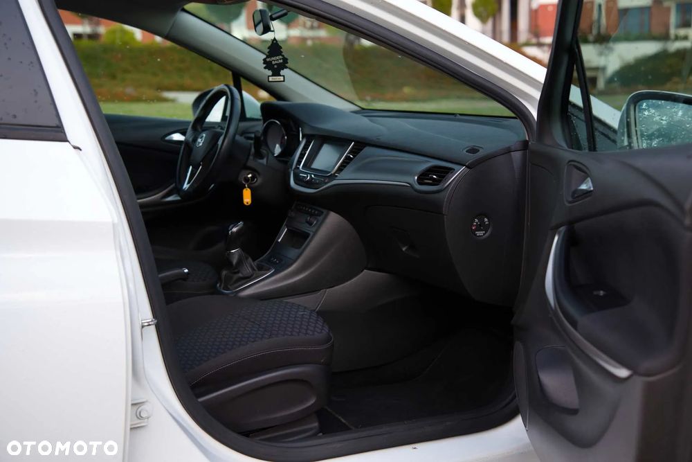 Opel Astra V 1.6 CDTI Enjoy - 28