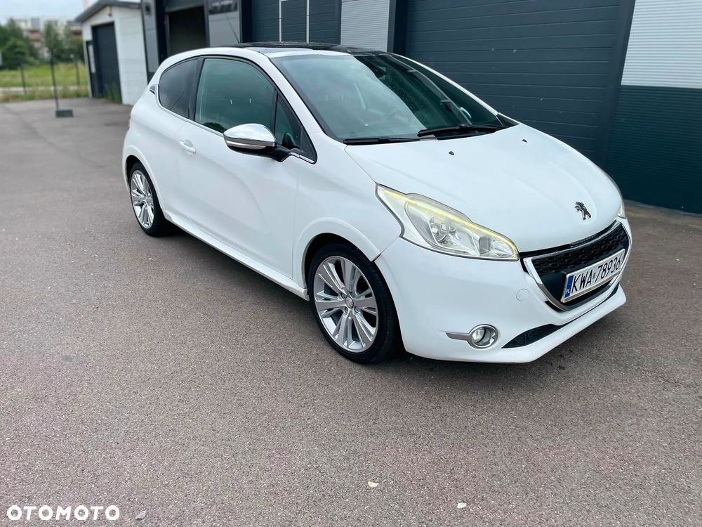Peugeot 208 1.6 e-HDi Allure STT - 1