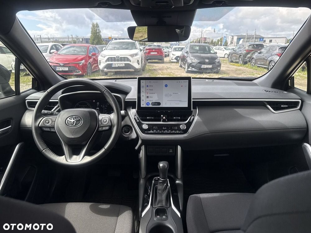 Toyota Corolla Cross 2.0 Hybrid Comfort - 12