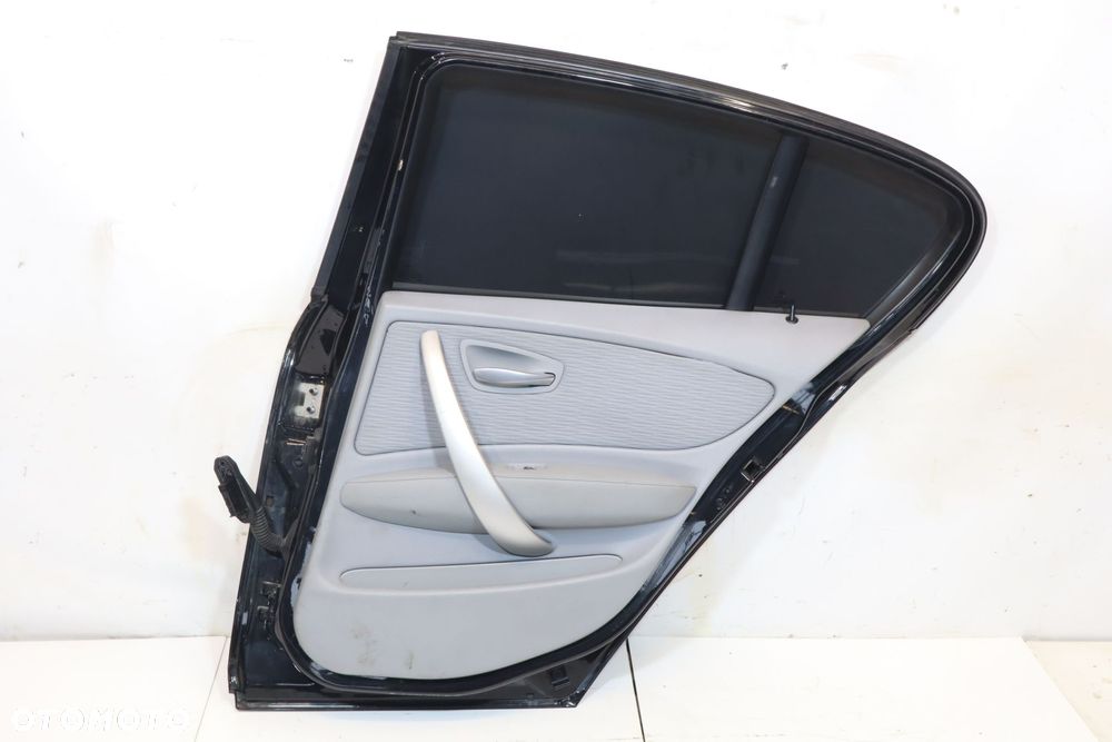 DRZWI PRAWY TYŁ BMW 1 118D E87 475/9 HATCHBACK - 2
