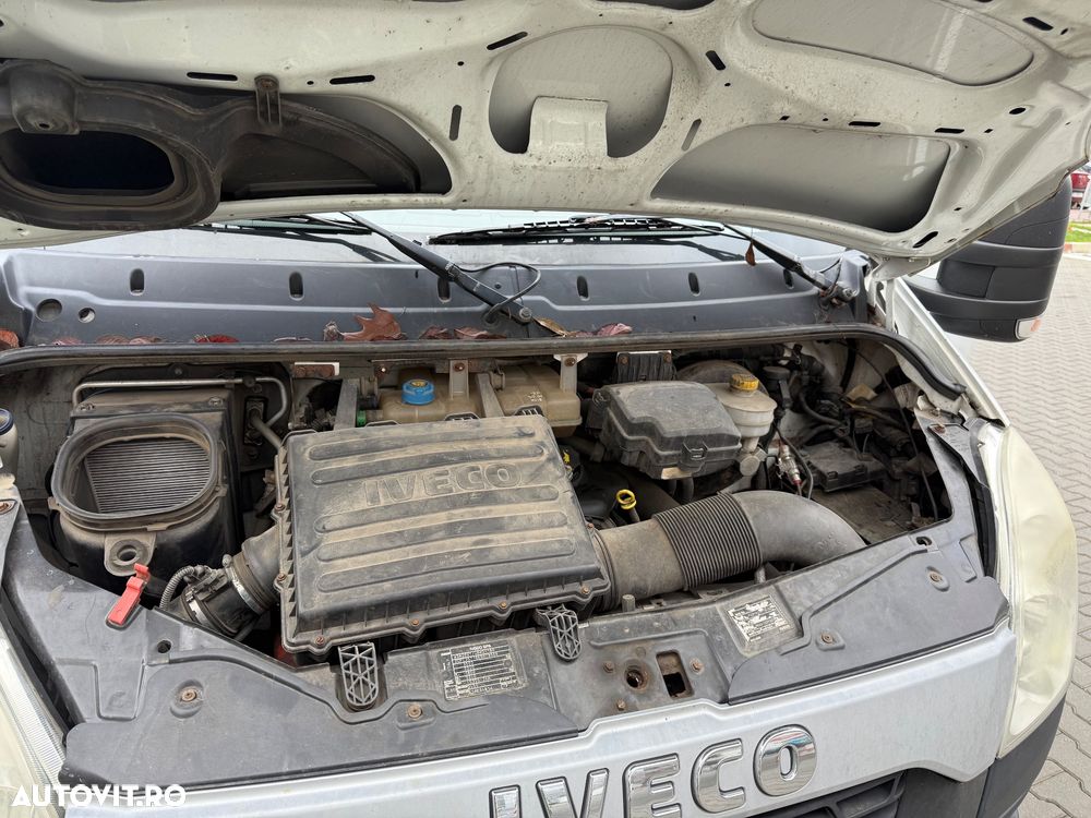 Iveco Daily 35c Frigorific Frig Carrier an 2014 Cub Izoterm 298.000km Istoric Service Facturi Kit Distribuție Ambreiaj Rezivie Frig AC Navi Discuri Placute Baterie Anvelope direcție suspensie Vopsea Ok TVA - 6