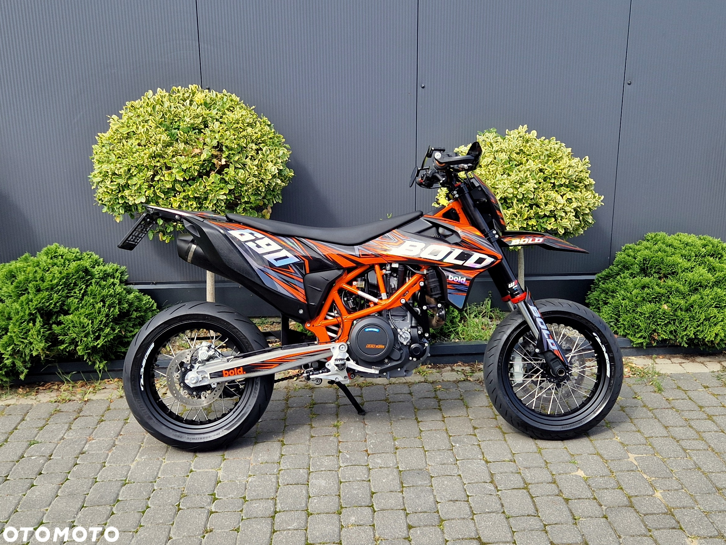 KTM SMC