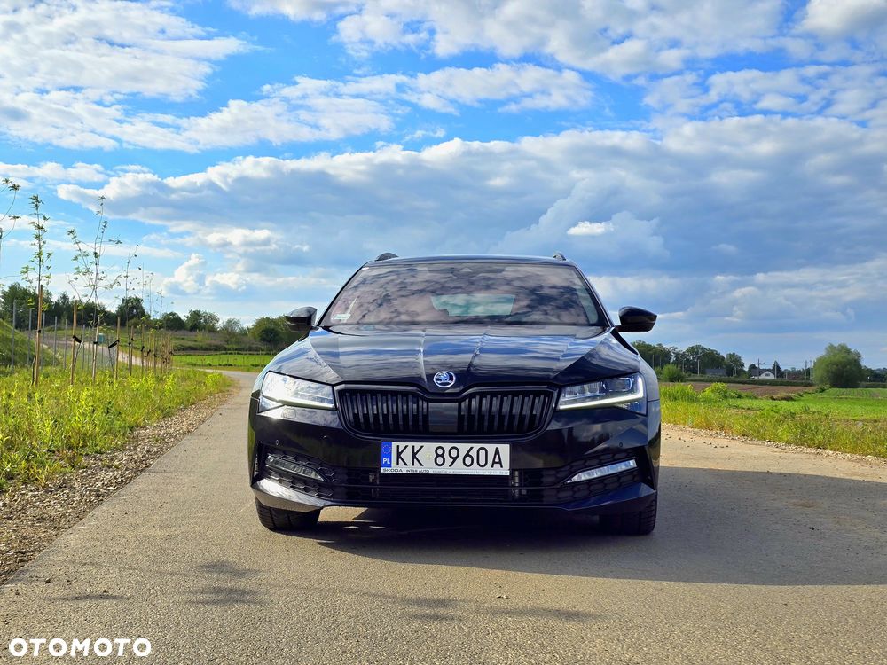 Skoda Superb 2.0 TSI Sportline DSG - 9