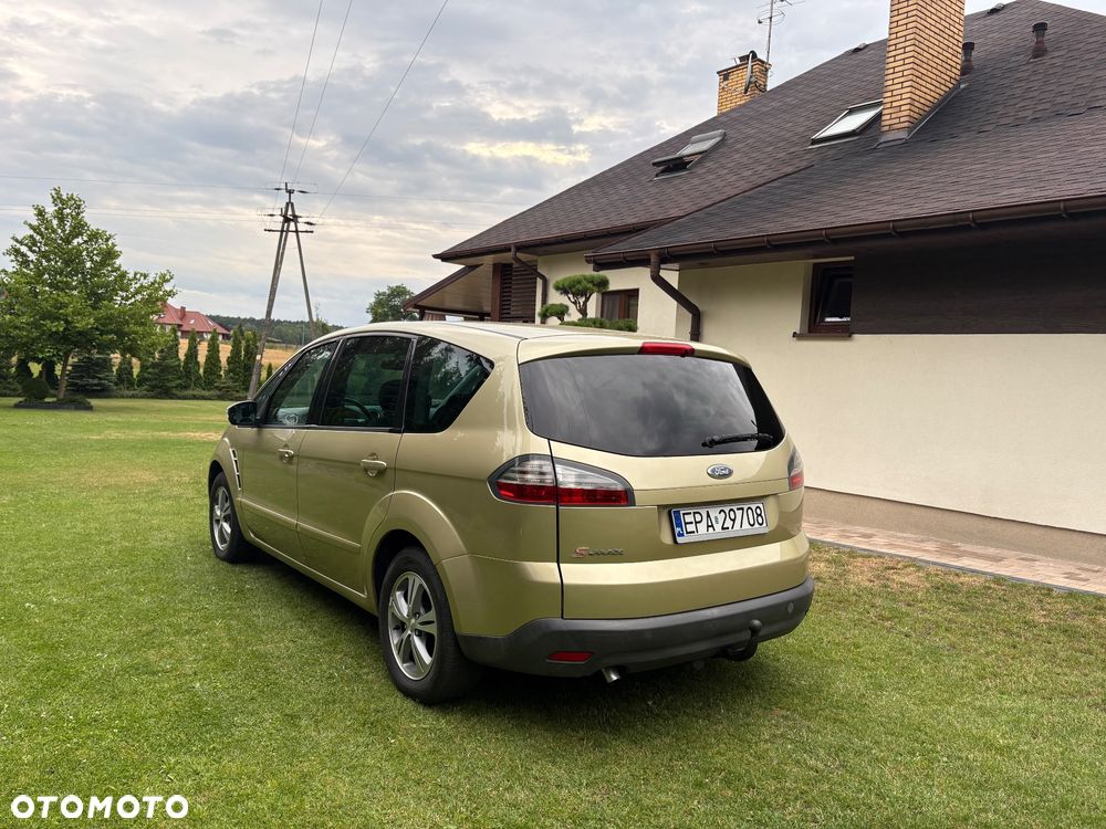 Ford S-Max - 9