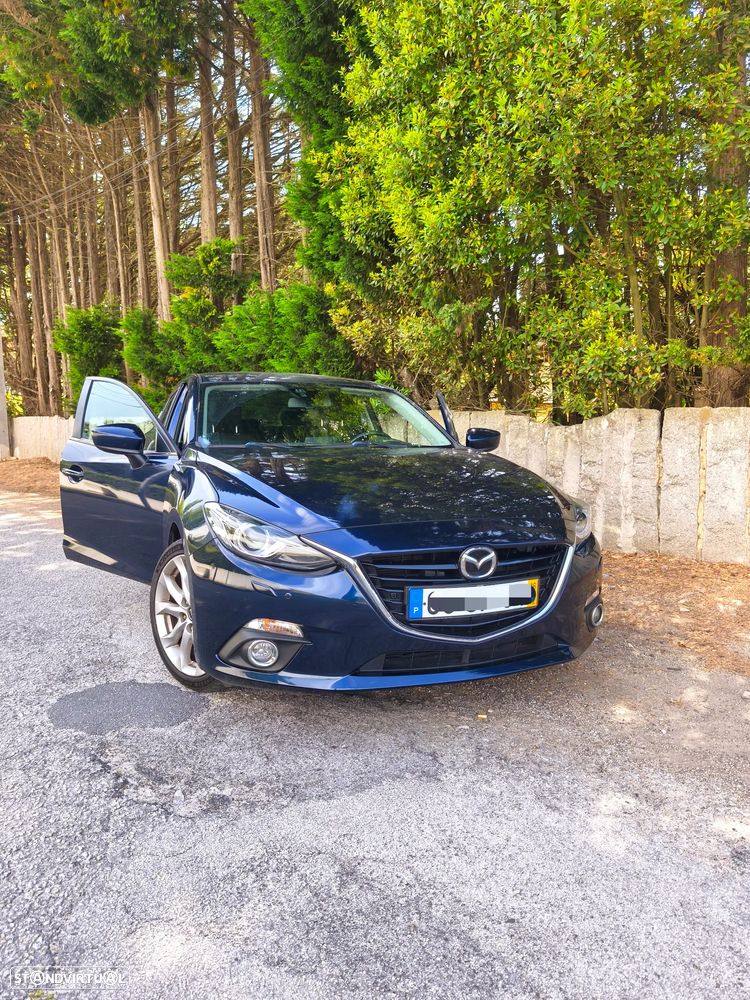 Mazda 3 Hatchback 1.5 Sky-D Excellence - 3