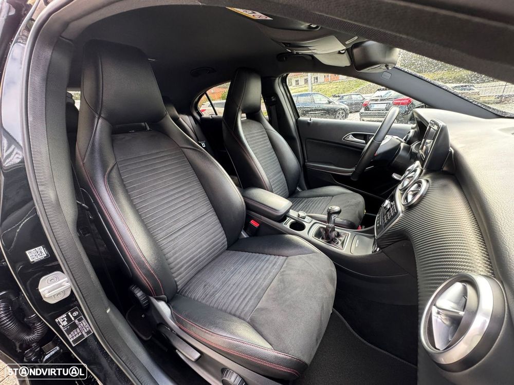 Mercedes-Benz A 180 d AMG Line - 10