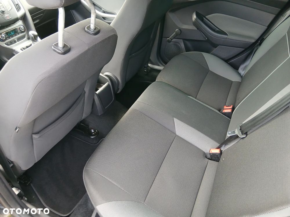 Ford Focus 1.6 TDCi Ambiente - 9