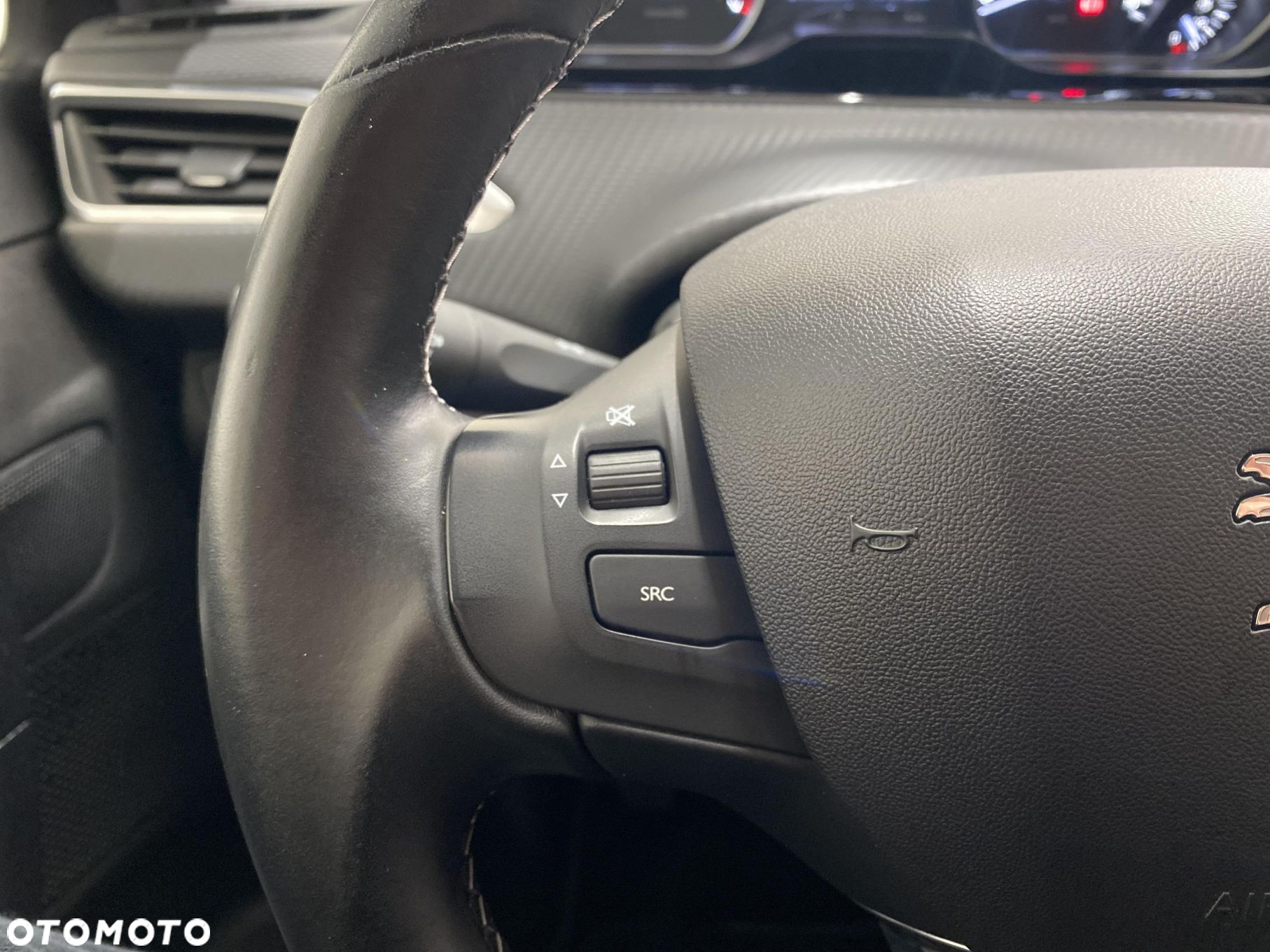 Peugeot 208 1.2 PureTech Allure - 13