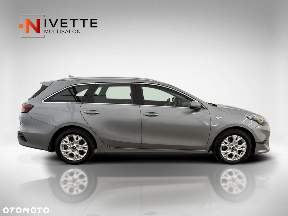 Kia Ceed - 8
