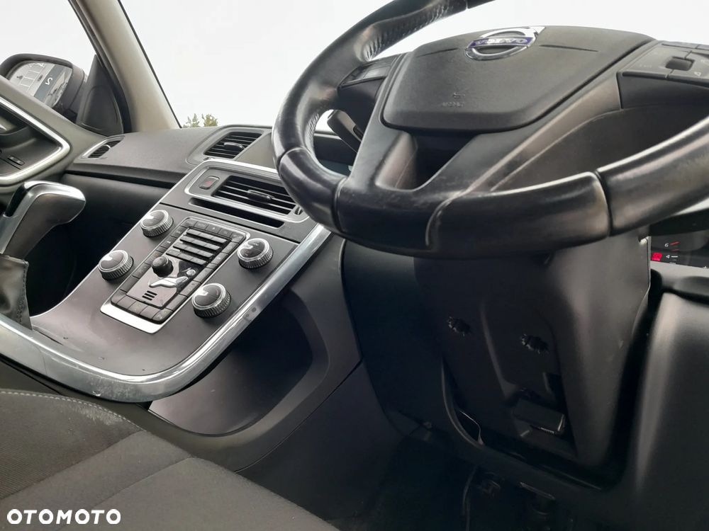 VOLVO S60 II LIFT 2015R KIEROWNICA MULTIFUNKCJA SKÓRA 3 RAMIONA - 4