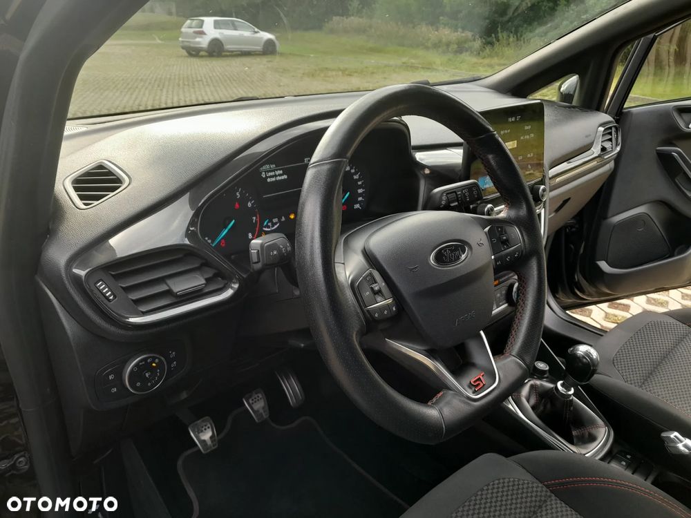 Ford Fiesta 1.0 EcoBoost S&S ST-LINE - 13